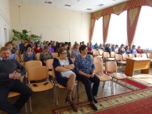 глава района П.П. Шахнов поздравил работников районной Администрации с Днем местного самоуправления - фото - 3