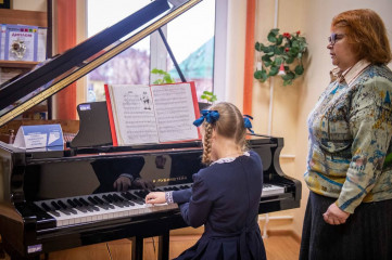 в Смоленской области 8 детских школ искусств дооснащены по нацпроекту «Культура» - фото - 1