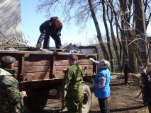 18.04.2016г., Субботник в Салтыковском парке - 10