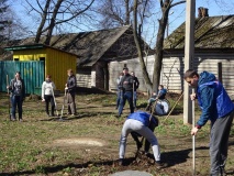 18.04.2016г., Субботник в Салтыковском парке - 8