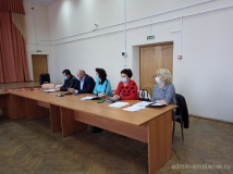состоялась 1-я сессия Совета депутатов Хиславичского городского поселения четвертого созыва - фото - 4