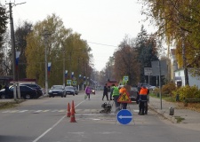 продолжается текущий ремонт дорог в п. Хиславичи - фото - 2
