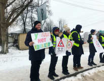 в п. Хиславичи школьники и сотрудники Госавтоинспекции провели акцию «У ПДД нет каникул!» - фото - 6