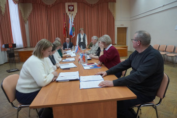 состоялась очередная сессия Хиславичского окружного Совета депутатов - фото - 6