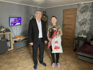 глава округа поздравил с новорожденным - фото - 1